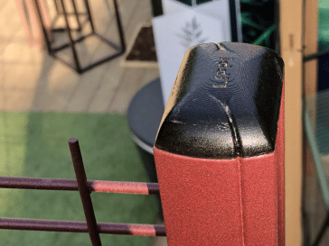 poteau a sceller lippi avec bouchon Poteau acier à sceller - LIPPI