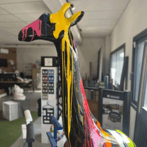 statue en résine extérieure girafe géante noire